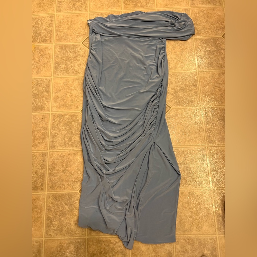 Beautiful Maternity dress in blue size 10